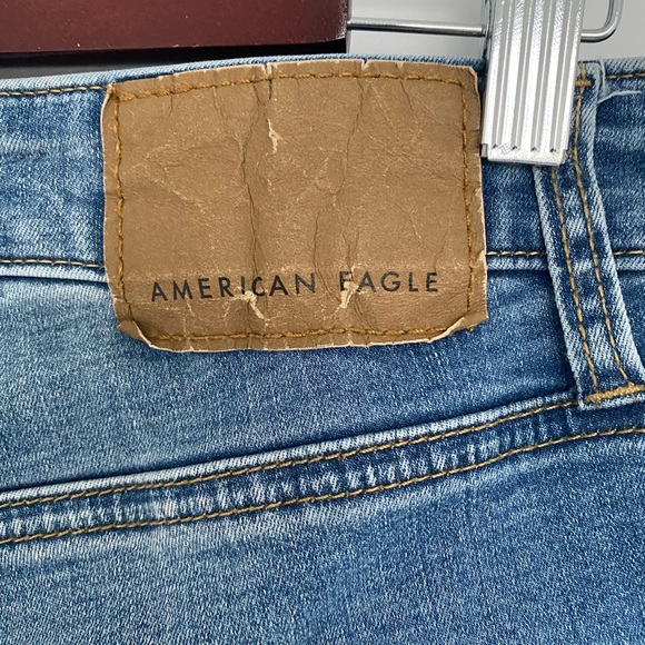 American Eagle Jeans. - Picture 4 of 7